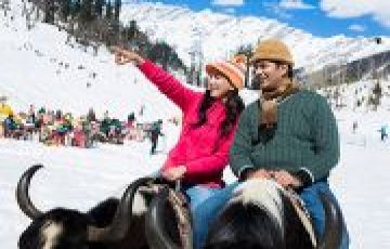 Manali Rohtang Pass with Atal Tunnel Tour Package from Delhi