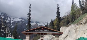 5 Days 4 Nights Manali Honeymoon Volvo  Bus Tour Package by   Delhi To Delhi  By Volvo Bus With Vinayak Tourism Chanidgarh & Shimla