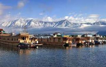 4 Nights and 5 days Beautiful Kashmir Luxury package