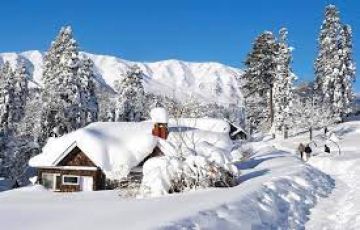 4 Nights and 5 days Beautiful Kashmir Luxury package