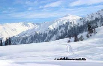 4 Nights and 5 days Beautiful Kashmir Luxury package