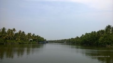 1N2D Kollam Ashamudi weekend Package for all age