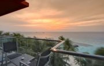 Exotic 4 Nights 5 Days Maldives Honeymoon Package