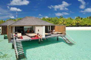 Maldives Honeymoon Packages - Exclusive Deal