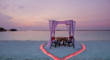 Maldives Honeymoon Packages - Exclusive Deal