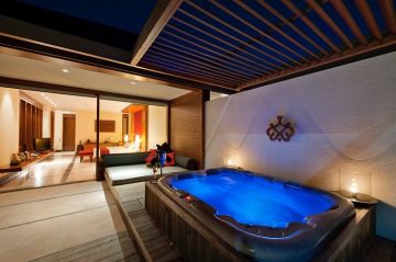 Maldives Honeymoon Packages - Exclusive Deal