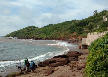 Goa Honeymoon Trip Plan For 3 Days on Easy EMI