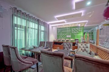 6night 7days kashmir Package With 4star Hotels