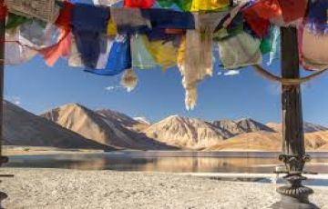 4 Days Leh Tour Package on easy Emi .