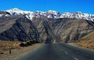 6 Days Leh Tour Package on easy Emi.