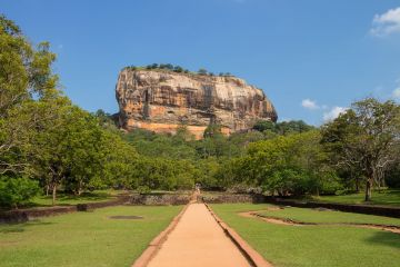 TOUR - KANDY + DAMBULLA + SIGIRIYA + ELEPHANT ORPHANAGE + COLOMBO  03 NIGHTS / 04 DAYS