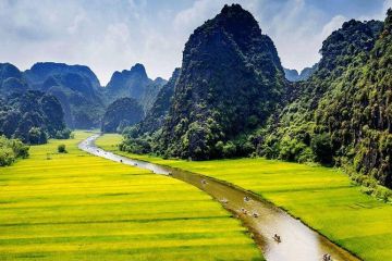Amazing 8 Days 7 Nights Tour package of Vietnam