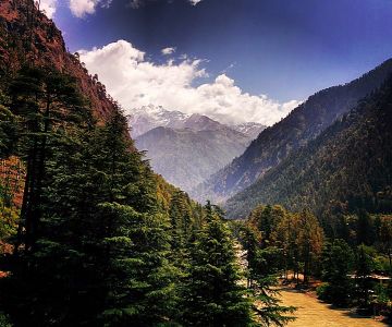 Magical 4 Days New Delhi to Manali Vacation Package