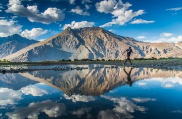 6 Days Leh Nubra with Pangong Tour Package