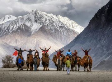 6 Days Leh Nubra with Pangong Tour Package