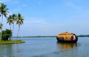 Cochin Munnar Thekkady Alleppey Tour Package 6 Days