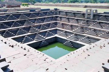 HAMPI AND THE SPLENDOURS OF NORTH KARATAKA