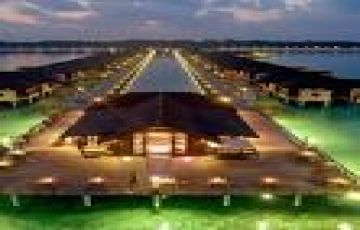 R Luxurious Maldives 4 Night package