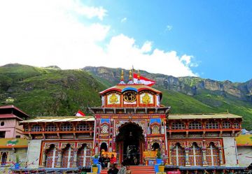 Do dham yatra by helicopter -4 Days 3 Nights ex- Dehradun Tour Package