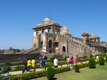 INDORE UJJAIN MANDU TOUR PACKAGE 04DAYS/03NIGHTS FROM INDORE