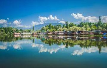 6 Days 5 Night Srinagar Pick And Srinagar Airport Drop Three Star Package