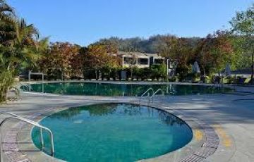 4 Days 3 Nights CORBETT /  DELHI to NANITAL Tour Package