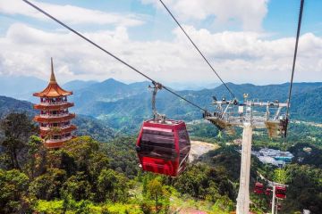 Vibrant Malaysian Trip of 3 Nights and 4 days with TRAVEL DESIGNERS HUB