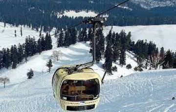 3 Days 2 Nights  Airport-srinagar-mughal gardens Tour Package