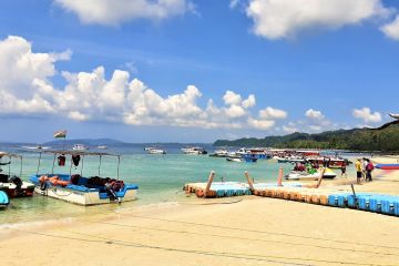 5 Days 4 Nights Discover Havelock Island deluxe package .