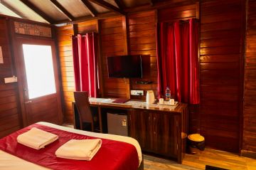 Goa Tour Pacakge One Couple Minimum  Couple