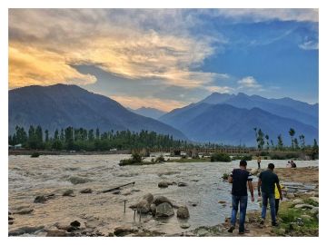 Srinagar 5Days Tour With Gulmarg Pahalgam