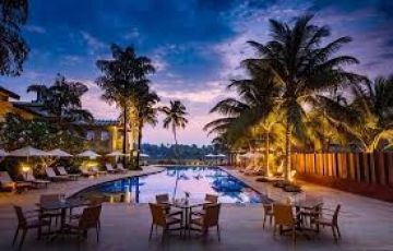 Calangute Beach Hotel With South And North Goa Package