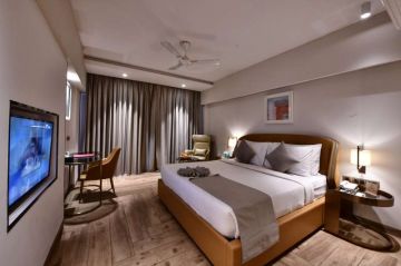 Goa Pvt With Luxury Tour Package