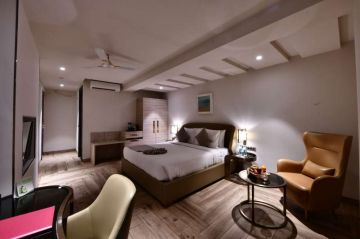 Goa Pvt With Luxury Tour Package