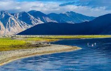 PANGONG - LEH  HILL STATIONS HOLIDAY PACKAGE