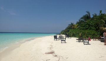 4 Days 3 Nights Honeymoon Plan with Makunudu Island Resort