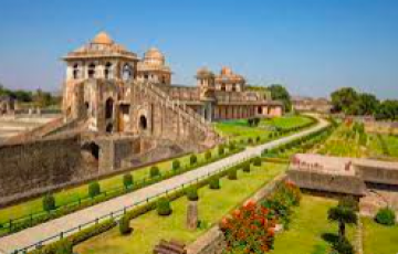 3 Night & 4 Days - Ujjain-Mandu-Maheshwar Tour Pacakage .