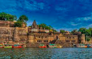 3 Night & 4  Days Indore-Mandu-Maheshwar Tour Pacakage