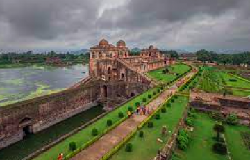 3 Night & 4  Days Indore-Mandu-Maheshwar Tour Pacakage