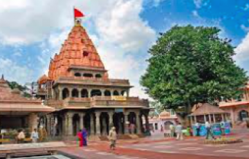 2 Nights 3 Days Ujjain Mandu Memorable Tour Package