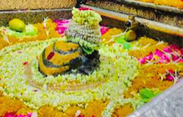 2 Nights 3 Days Omkareshwar and Maheshwar Tour Package