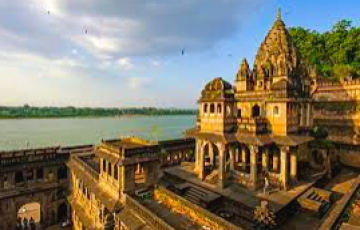 2 Nights 3 Days Maheshwar and Mandu Tour Package