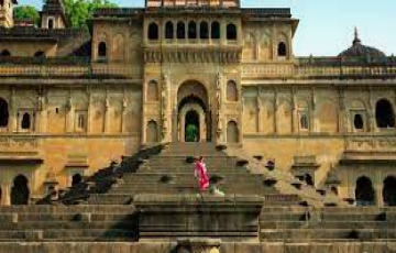 4 Night & 5 Days Omkareshwar-Mandu-Maheshwar Tour Pacakage