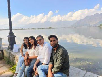 5 Days 4 Nights Srinagar Honeymoon Tour Package by Rest oh hills tour and travels