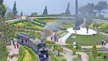 Memorable 4 Days Darjeeling & Gangtok Tour Package by All India Vacation