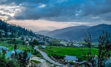 4 Days Jammu, Srinagar and Gulmarg Tour Package