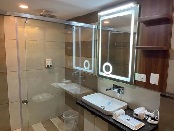 7 Days 6 Nights Kerala Holiday Package by Kuttanadan Pvt Ltd