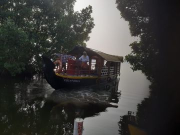 7 Days 6 Nights Kerala Holiday Package by Kuttanadan Pvt Ltd