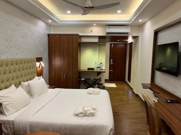 7 Days 6 Nights Kerala Holiday Package by Kuttanadan Pvt Ltd