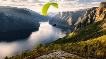 Paragliding in bhuntar, kullu, manali, tirthan, sainj, parvati valley